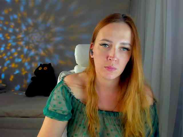 she-wolf webcam