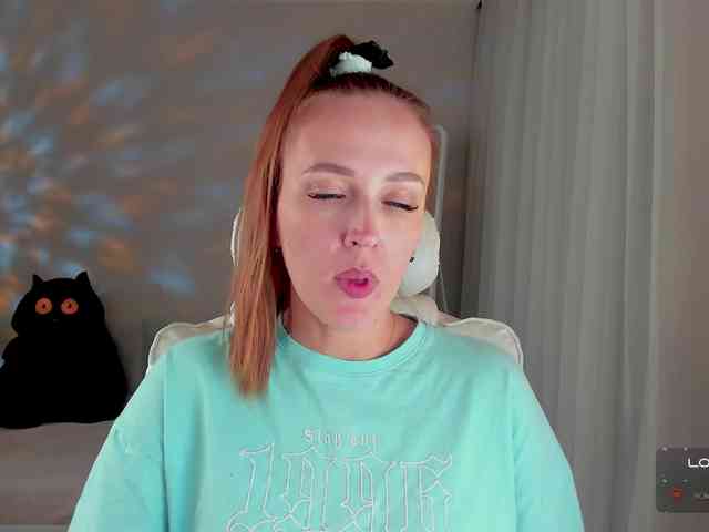 she-wolf webcam