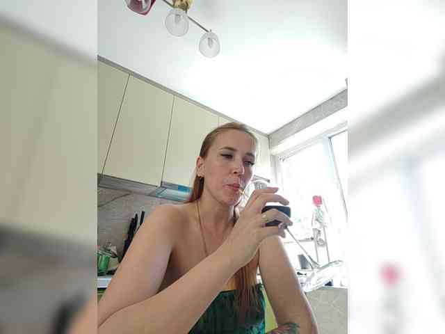 she-wolf webcam