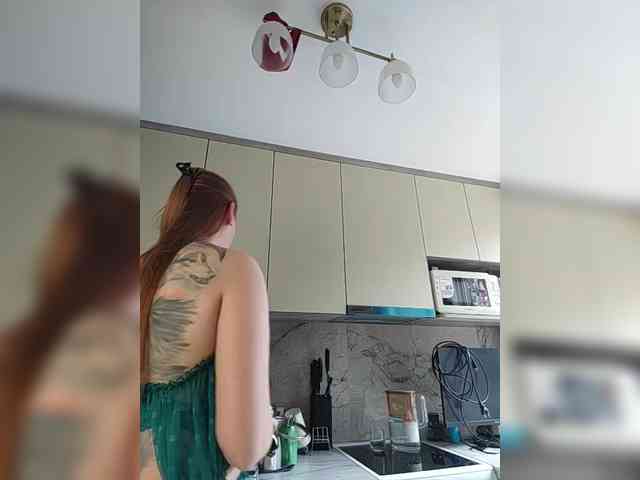she-wolf webcam