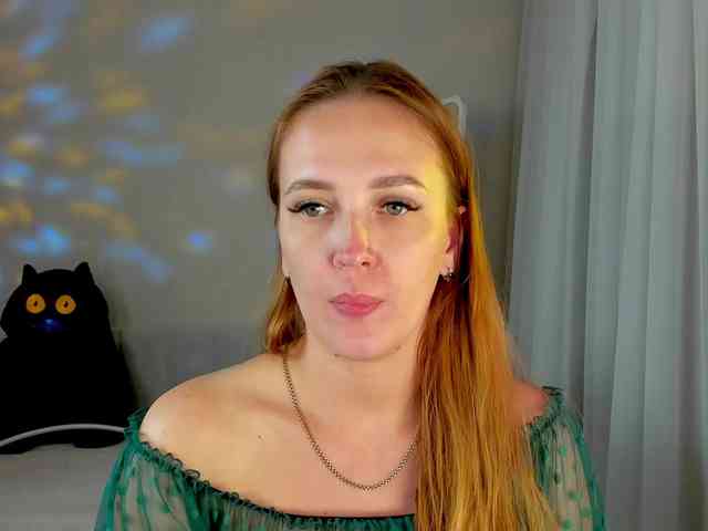 she-wolf webcam