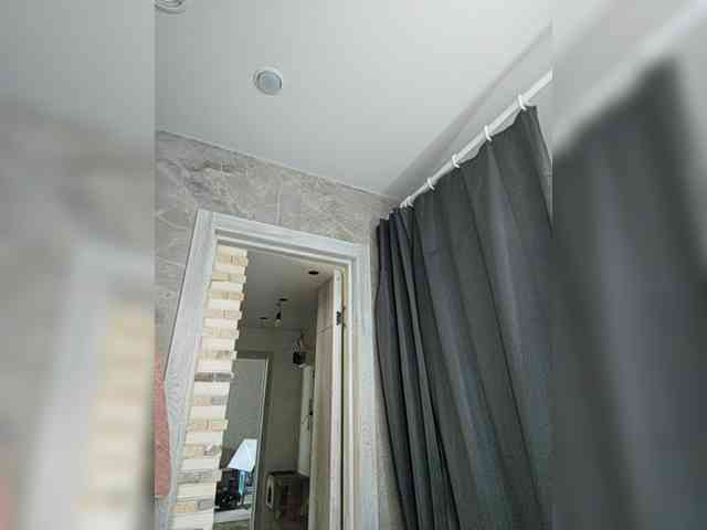she-wolf webcam