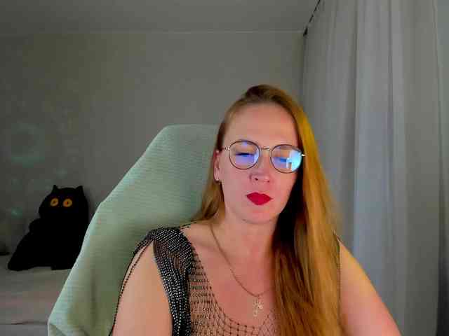 she-wolf webcam