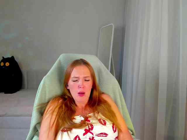 she-wolf webcam