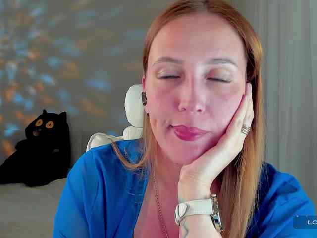 she-wolf webcam