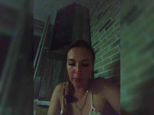 she-wolf webcam