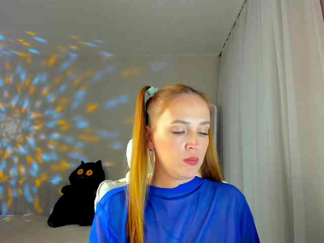 she-wolf webcam
