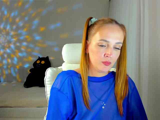 she-wolf webcam