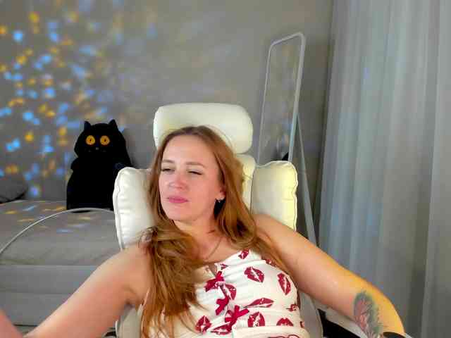 she-wolf webcam