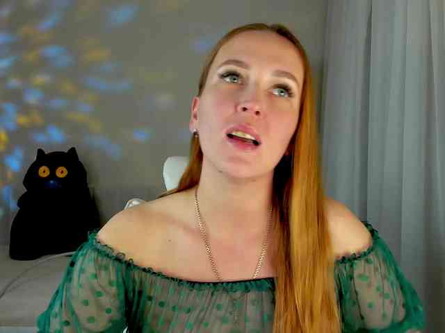 she-wolf webcam