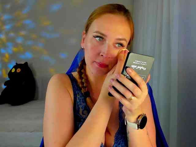 she-wolf webcam