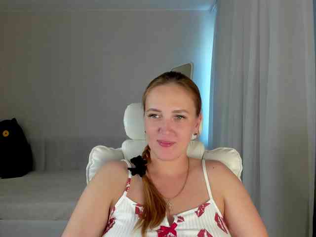 she-wolf webcam