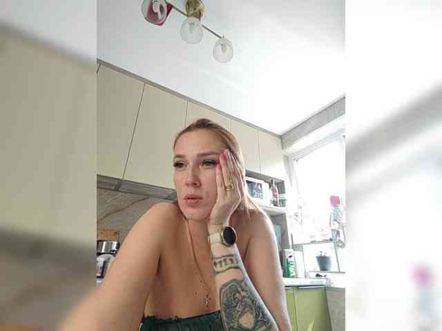 sex chat room She-wolf