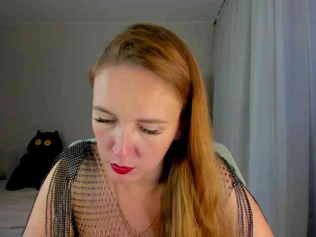 she-wolf webcam