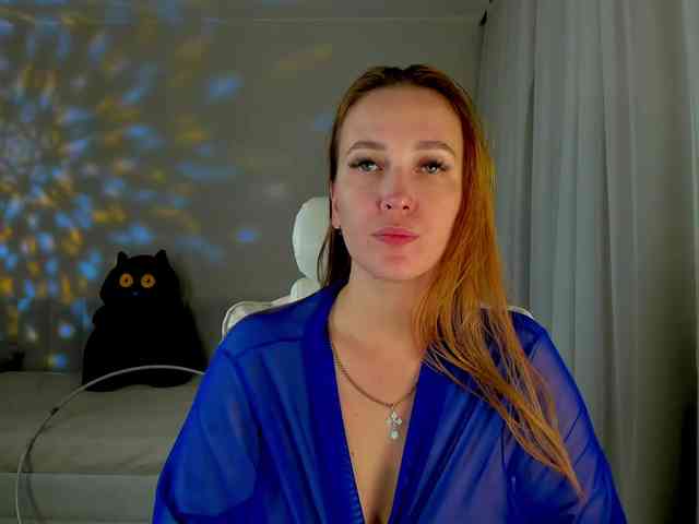 she-wolf webcam