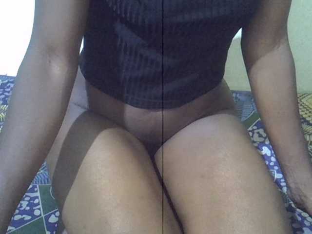 Sexxiemaya live cam on BongaCams