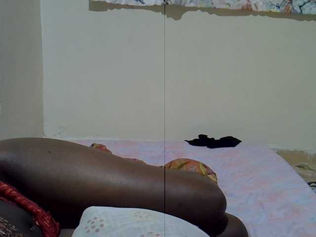 Sexxiemaya live cam on BongaCams