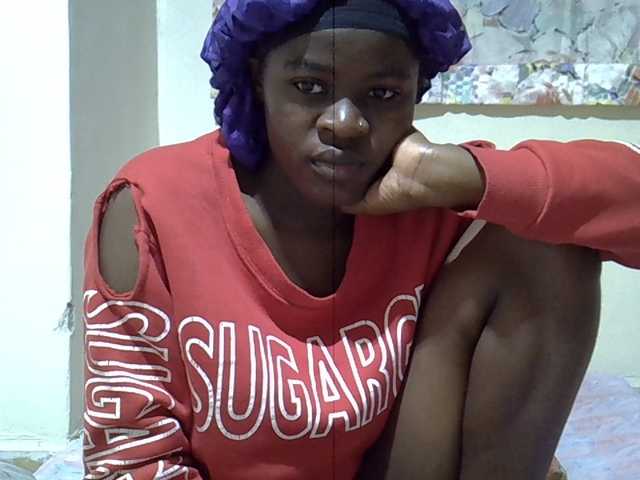 Sexxiemaya live cam on BongaCams