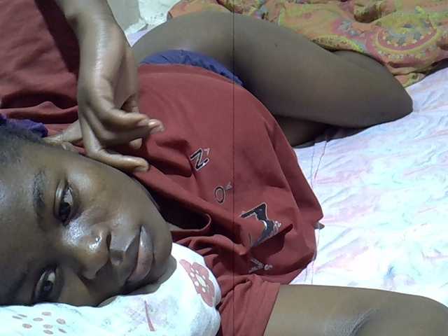 Sexxiemaya live cam on BongaCams