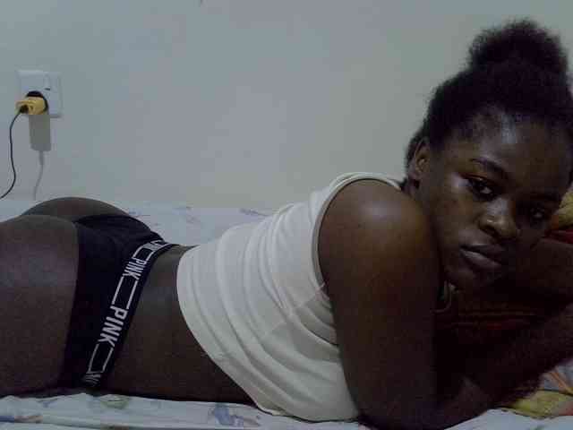 Sexxiemaya webcam