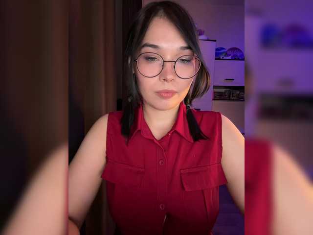 Li-Love live cam on BongaCams
