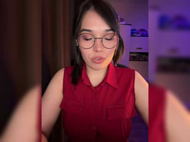 Li-Love live cam on BongaCams