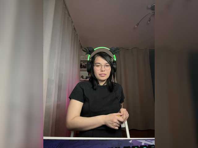 Li-Love Live Cam on BongaCams