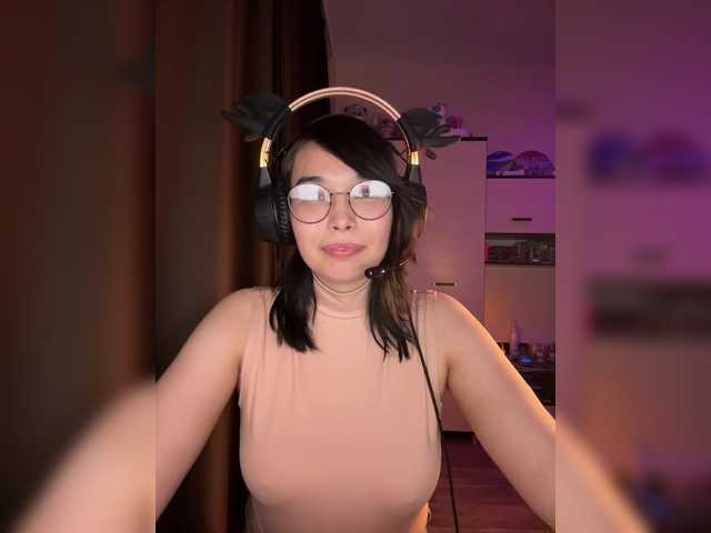 Li-Love live cam on BongaCams