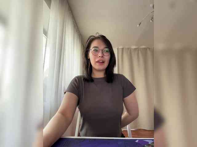 Li-Love Live Webcam on BongaCams