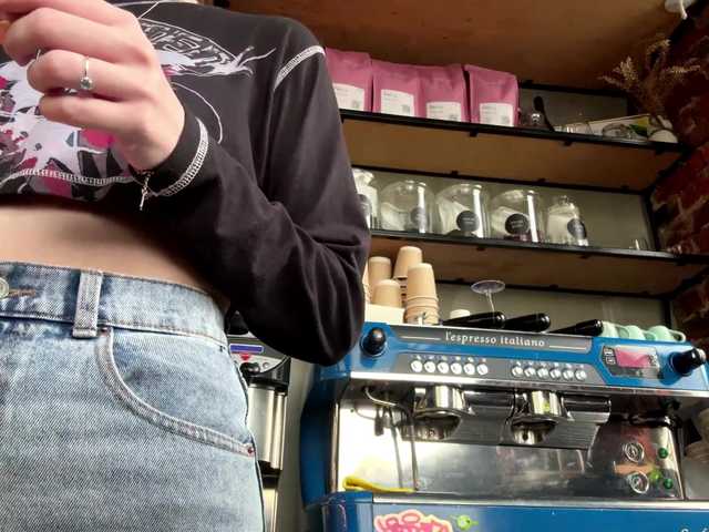 JoannGrater Live Cam Chat on BongaCams