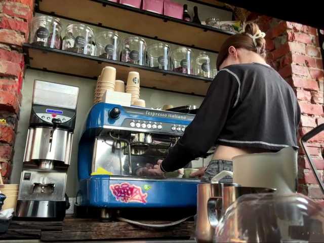 JoannGrater live cam