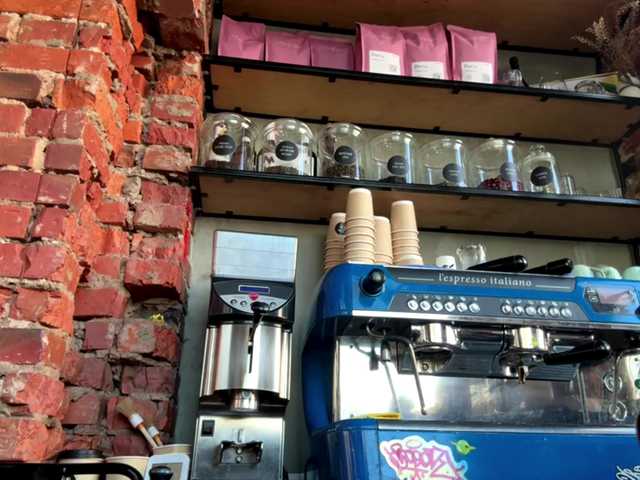 JoannGrater's BongaCams show and profile