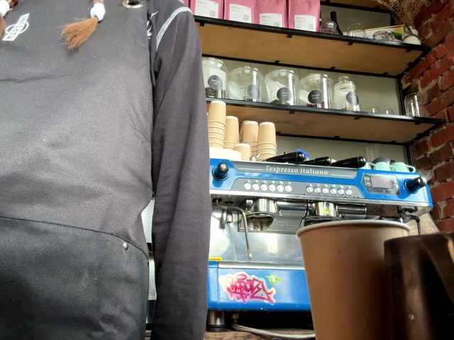 JoannGrater's BongaCams show and profile