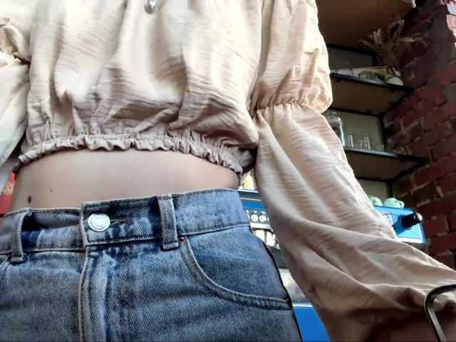 JoannGrater's BongaCams show and profile