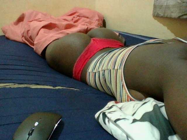 Hot-sissy live cam on BongaCams