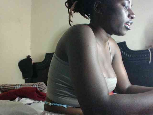 Slutybitch1 webcam