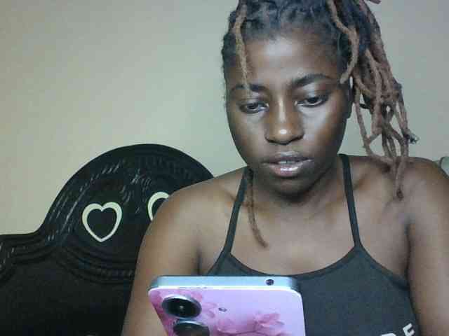 Slutybitch1 webcam