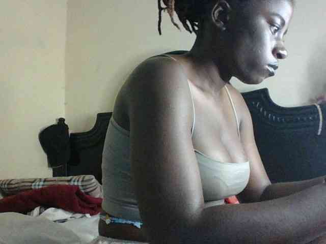 Slutybitch1 webcam