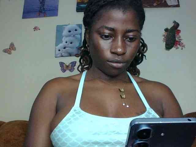Slutybitch1 webcam