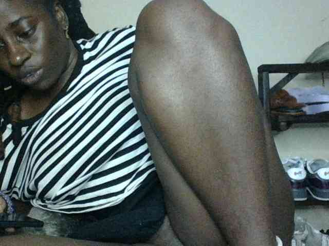 Slutybitch1 webcam
