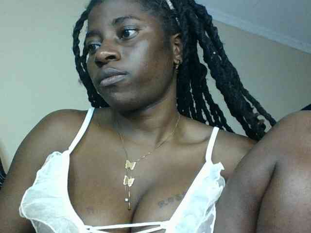 Slutybitch1 webcam