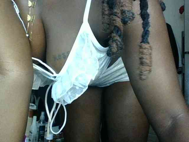 Slutybitch1 webcam