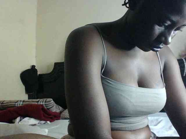 Slutybitch1 webcam