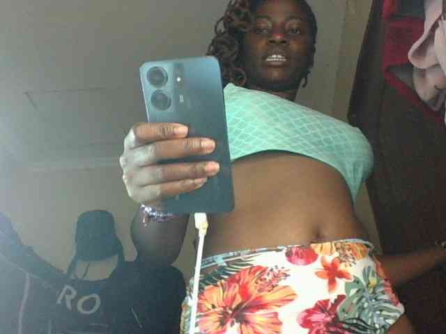 Slutybitch1 webcam