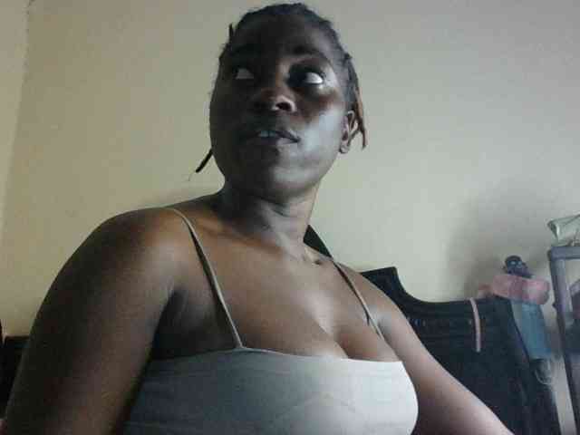 Slutybitch1 webcam