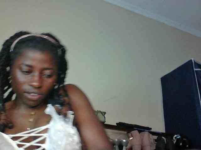 Slutybitch1 webcam