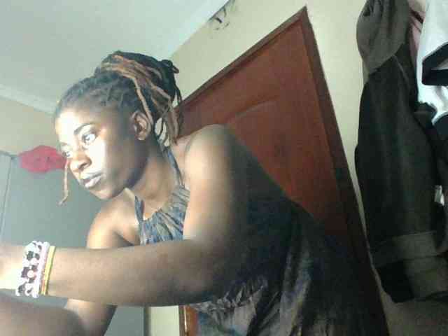 Slutybitch1 webcam
