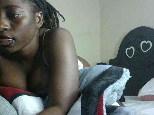 Slutybitch1 webcam