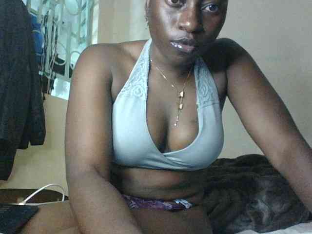 Slutybitch1 webcam