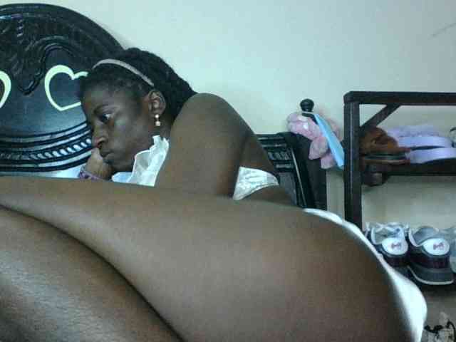 Slutybitch1 webcam